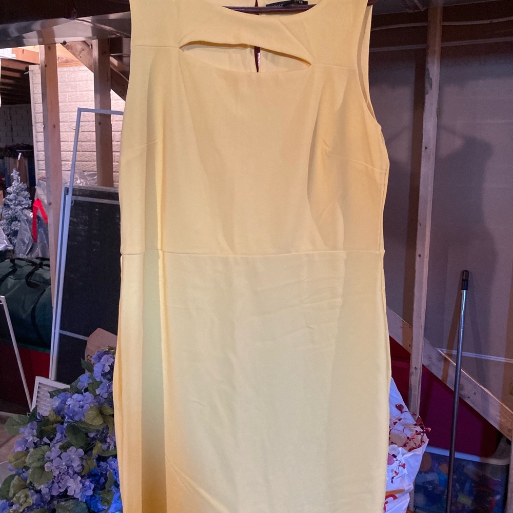 Boston Proper size large yellow sleeveless dress